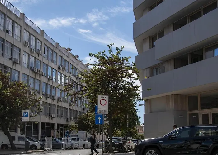 Liberdade Superb With Ac Elevator Garage Apartment