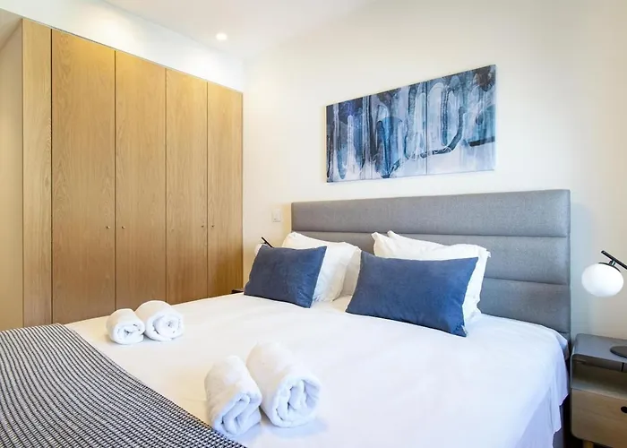 Apartment Liberdade Superb With Ac Elevator Garage Lissabon